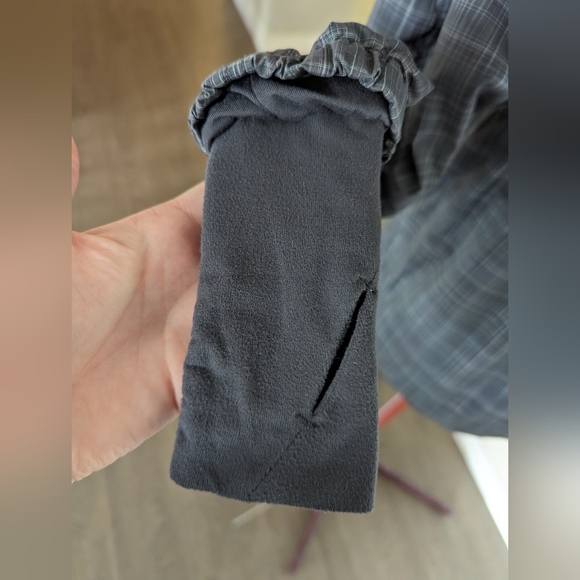 Lululemon Run Hustle jacket size 6 - Picture 5 of 8